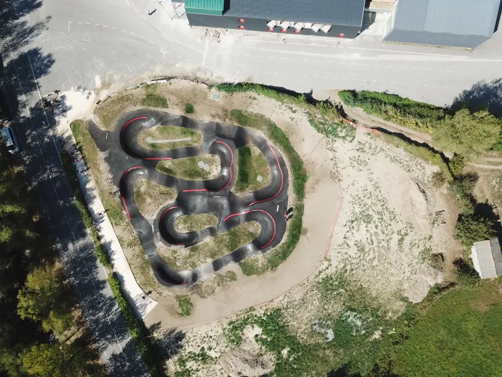 Construcción Pump Track Aragón