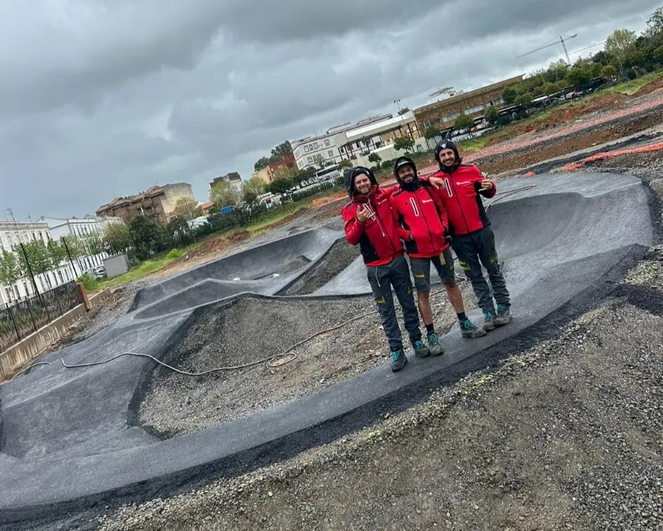 Construcción Pump Track Merida